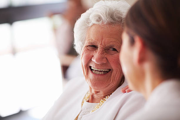 人脸识别助力居家养老高效服务，智慧养老系统落地运营