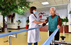 “智慧养老”护航幸福晚年