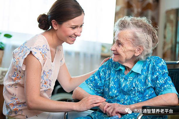 总台央视《焦点访谈》：老有所依补短板(图1)